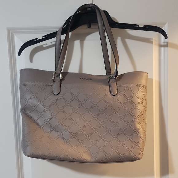 Nine West Handbags - Nine West Gray/Taupe Purse